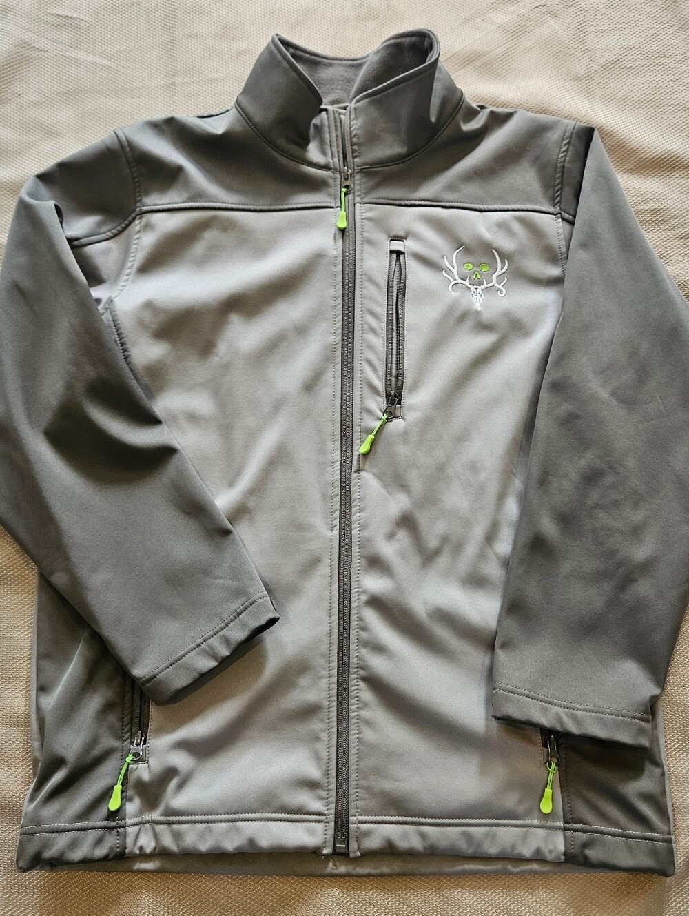 Bone Collector Mens L Hunting soft shell jacket grey Horns Logo BCM309